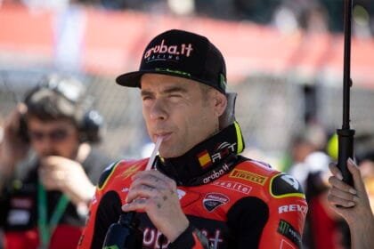 Alvaro Bautista on Scott Reading's crash: "We need to respect our factory teammates."