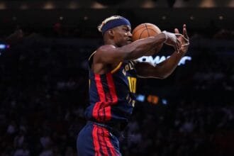 Miami Heat fans respond to Jimmy Butler's performance with the loss of the Warriors. "I'll send him home..."