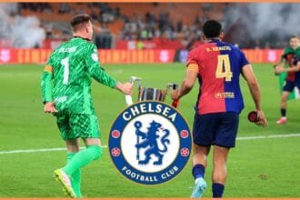 Ronald Araujo and Marc-Andre ter Stegen celebrate with the Copa del Rey trophy