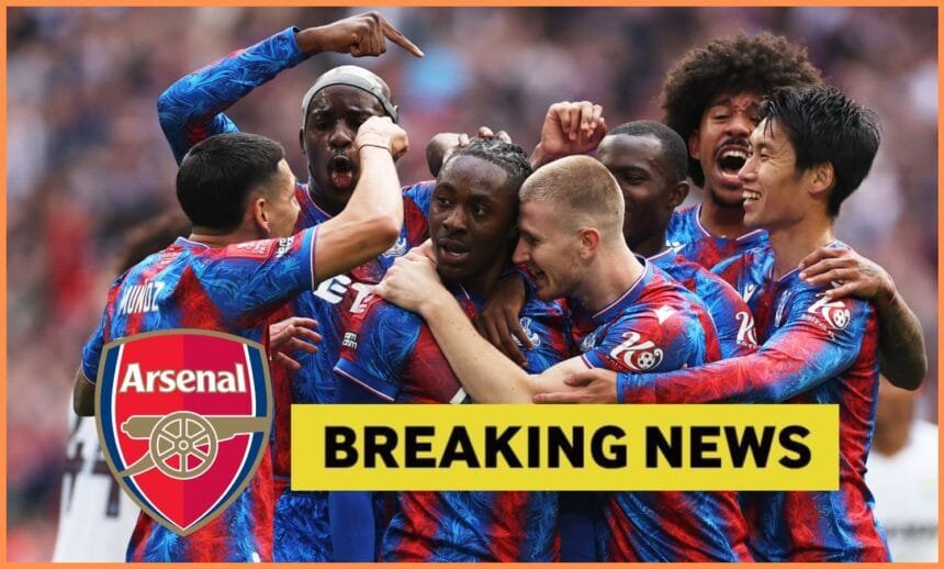 Eberechi Eze celebrates with his Crystal Palace teammates