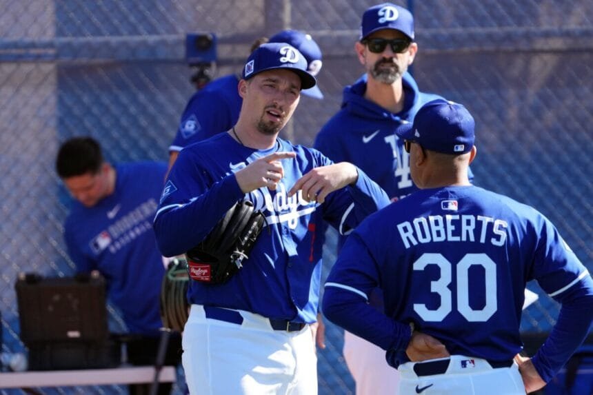 Dave Roberts reveals why the Dodgers are closing Blake Snell throw