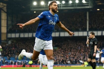 Everton has been poised to rival Liverpool to move to sign "super" £40m dcl heirs