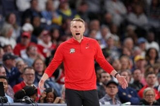 Fans of Memphis Grizzlies respond to Tuomas Iisalo's comments after losing to the Warriors