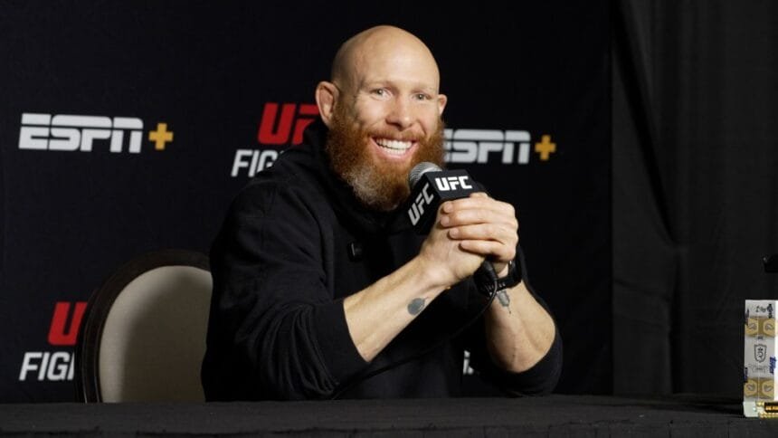 Josh Emmett plans a "rude awakening" for Lerown Murphy