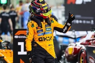 Norris takes heat when the piastry increases pressure