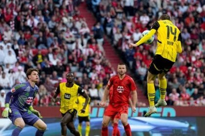 Great attack display at both ends as Bayern Munich and Borussia Dortmund share thrilling klassiker (video) loot