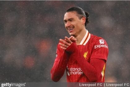 Darwin Nunes walks towards the Liverpool exit