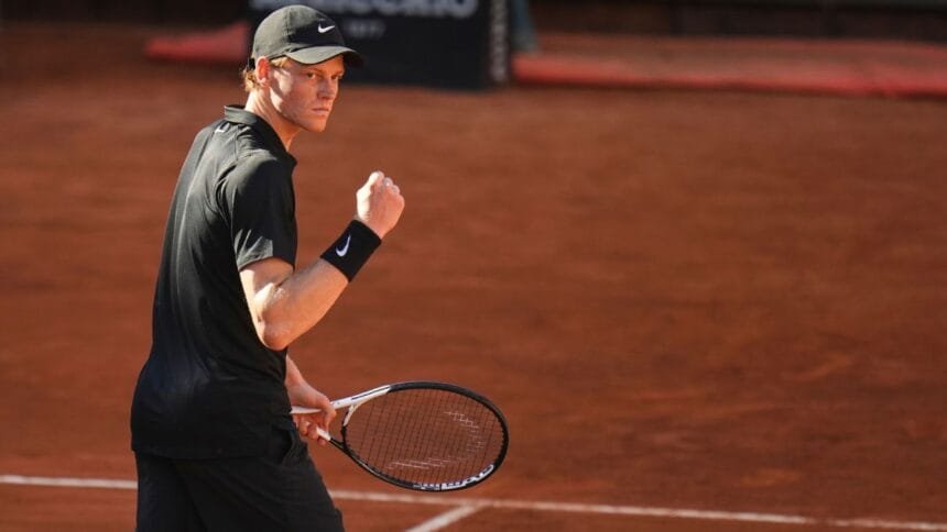 Jannik Sinner won his second match at the Italian Open