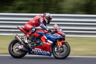 Alvaro Bautista, multiple fractures that worked after colliding with Jonathan Leah