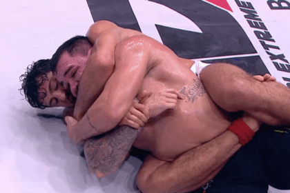 Arman Tsarukyan suffocates Patrick Pitbull in a grappling match in Russia