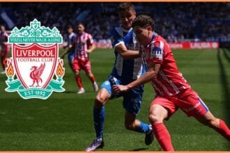 Julian Alvarez in action for Atletico Madrid against Deportivo Alaves