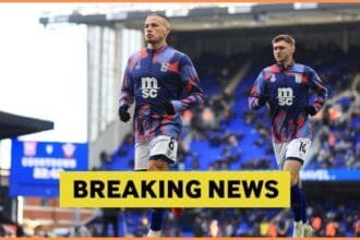 Kalvin Phillips in the pre-match warm-up with Ipswich Town