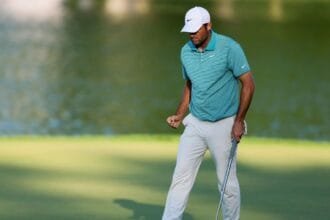 Scottie Scheffler fires 65 and enters the final round of the PGA 3