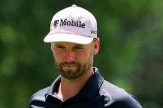 Wyndham Clark apologizes for throwing the driver at the PGA Championship