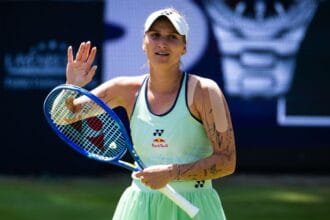 Vondrousova past No. 1 Sabalenka to reach the Berlin final