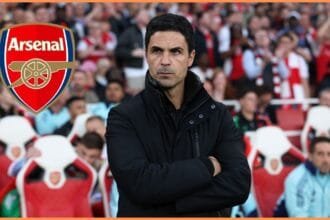 Mikel Arteta during Arsenal vs PSG