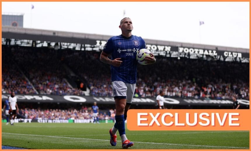 Kalvin Phillips preparing to take a corner for Ipswich