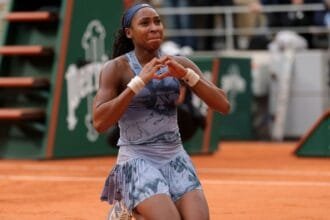 Coco Gauff wins the French Open with Aryna Sabalenka as the top of the three sets