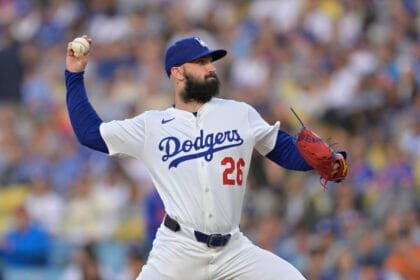 Dodgers' Dave Roberts offers more insight into Tony Gonzolin's injuries