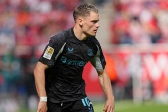 Florian Wirtz in action for Bayer Leverkusen