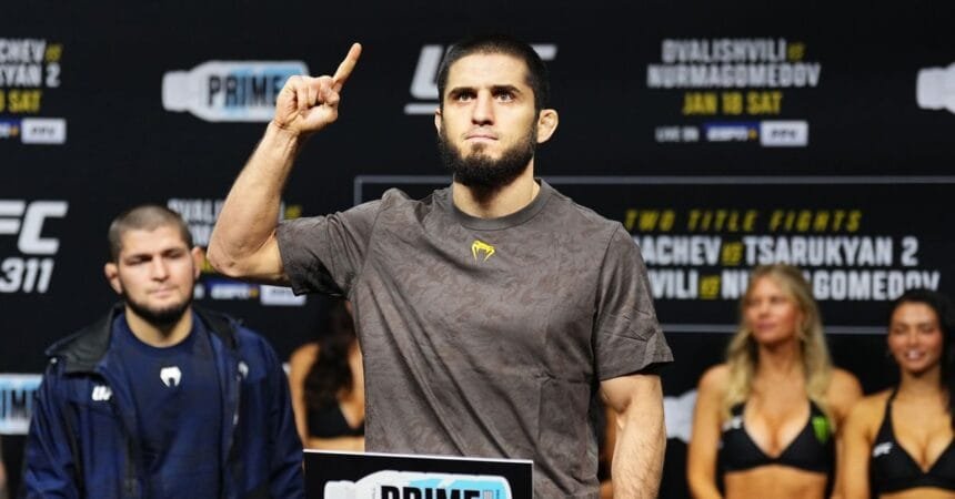 Morning Report | Chael Sonnen believes that Islam Makhachev "music" has to "let go" the idea of light return