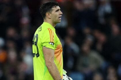 "Sensenational" goalkeeper has emerged as the number one target for Aston Villa, replacing Martinez.