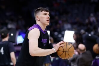 "All Control..." La Lakers signs Jake Lalavia to tell fans what they expect from him