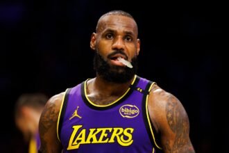 "Better..." La Lakers experts verdict on where "frustrated" LeBron James has the best chance to win the championship
