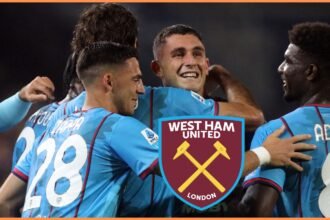 Roberto Piccoli celebrates with his Cagliari teammates
