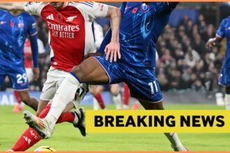 Noni Madueke in action for Chelsea against Arsenal