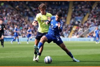 Tyler Dibling in action for Southampton against Leicester City