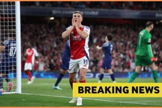 Leandro Trossard reacts during Arsenal vs PSG