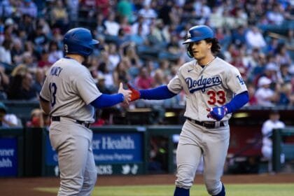 Dodgers' James Outman began wearing glasses like Max Muncie and Kique Hernandez