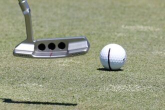 Jang Kim shot 61 and leads the Isco Championship with four strokes