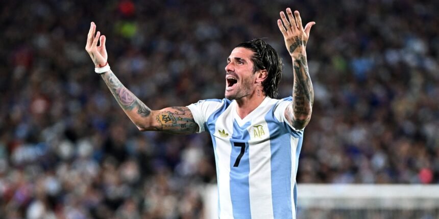 Leeds enquires to sign £80k-P/W midfielder compared to Rodrigo de Paul