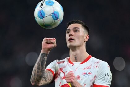 Man Utd submits bids and signs a "unbelievable" £35 million star