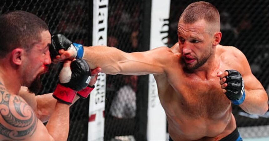 Reinier De Ridder Secures Nail-Biting Split Decision Win Over Robert Whittaker - UFC Abu Dhabi Highlights