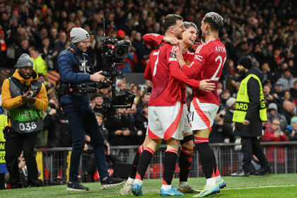 Manchester United must immediately proceed with offensive fire sales