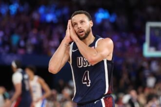 Steph Curry's clutch barrage at the Parisiolmap receives a "impossible" verdict from helpless team French members