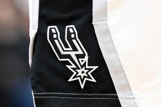 The San Antonio Spurs sign a summer league sensation that surpasses Dylan Harper by shooting 53% from the 3-point line