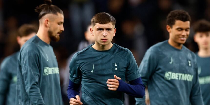 West Brom can sign Mason's next Mikey Moore with a "special" pl ace