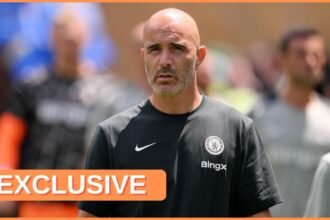 Chelsea manager Enzo Maresca