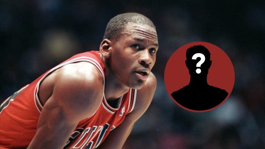 Former New York Knicks star Alan Houston gives a name to the 90s player who stood out the most alongside Michael Jordan