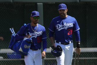 JD Martinez joined the Dodgers on the road to help Mookie Betts get out of the slump