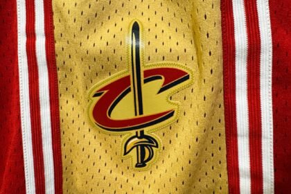 Kenny Atkinson's side is looking for red