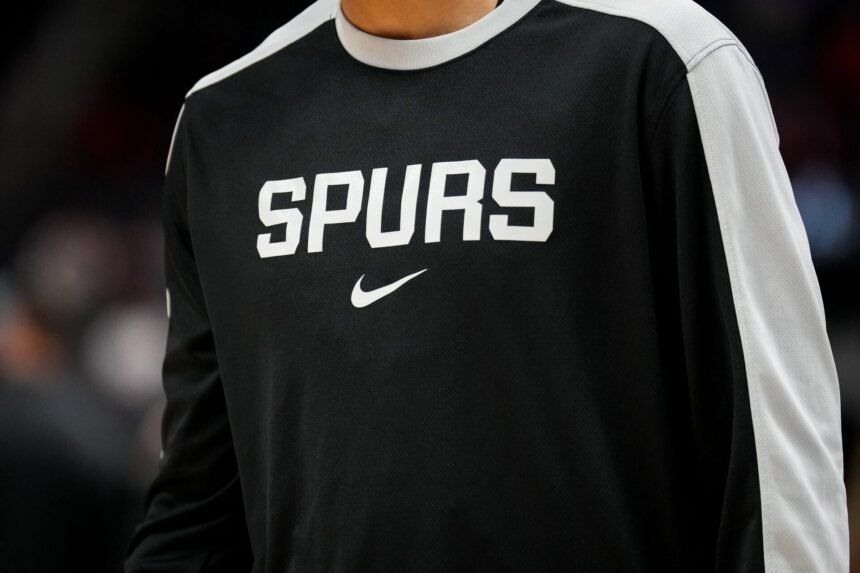 San Antonio Spurs convince players to "very disappointed" to miss Eurobasket 2025 after disagreement with the national team