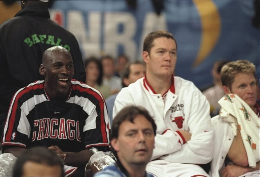 Steve Kerr opens about how Michael Jordan retired and saved "a whole career" with the Chicago Bulls
