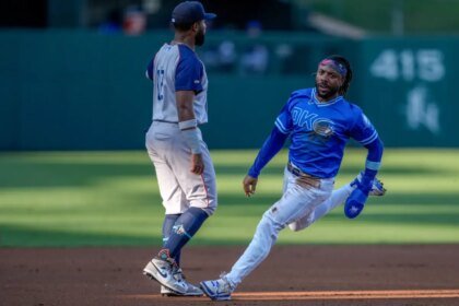 The Dodgers call out surprise outfielder DFA, who recently won one base hand