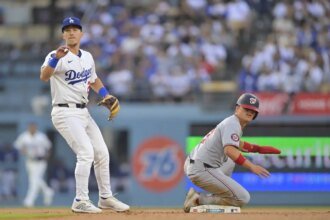 The Dodgers trade and buy outfielders from the people