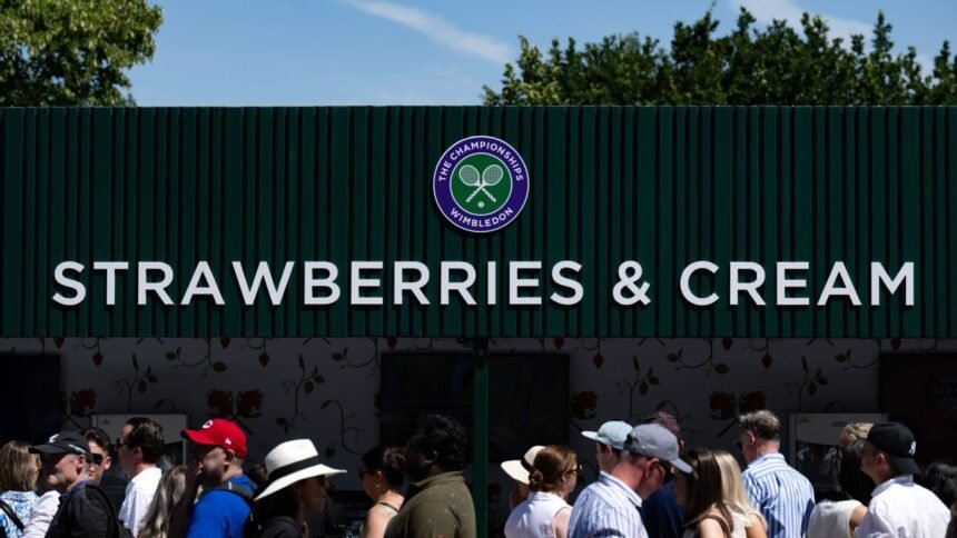 US Open's HoneyDeuce leads the distinctive foods of the sports world, drink staples